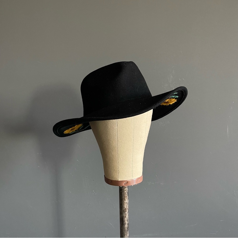 Brixton Black Wool Fedora w/ Embroidered Floral Brim Bohemian Granola 90s